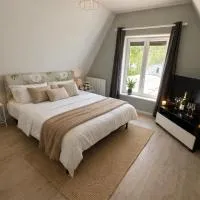 Camping De La Seine โรงแรมในจูมีเยส์