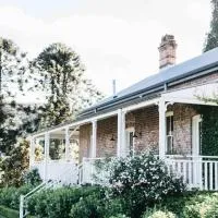Bunya House Historic Home - Bowral walk to town: Bowral şehrinde bir otel