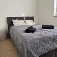 Brzostek Apartamenty, hotel en Marki
