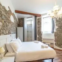 Elegant cottage in the heart of Torno with SmartTV and Wifi, hotel en Torno