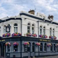 The Milford Arms, hotel a Hounslow