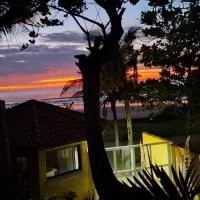 Pousada Pé na Areia Itanhaém, hotell i Itanhaém