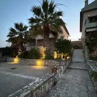 Beach House, hotel en Petalidi