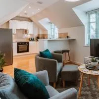 St Johns Penthouse Serviced Apartment, Bridgnorth, hotel u gradu Bridžmort