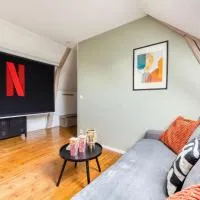 Cocon Forestier - Home cinema- Netflix free - Proche aéroport Beauvais, Chantilly, forêt de Hez-Froidmont, parking public gratuit, Wifi & Netflix, hotel u gradu 'Clermont'