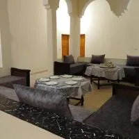 Kasbah Anisi โรงแรมในIrhels