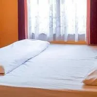 Bromo Indah Lestari Homestay Mitra RedDoorz, hotell i Pasuruan