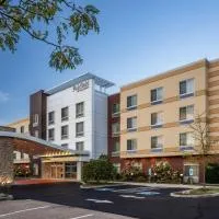 Fairfield Inn & Suites by Marriott Akron Stow, מלון בStow
