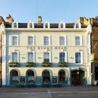 Kings Head Hotel, хотел в Сайърънсестър