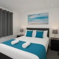 Stylish Cosy 2-Bed flat, fast Wi-Fi, Sky Sports, Sky Cinema & Netflix plus 2 free Parking bays, hotel di Aylesbury