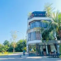 Green Villa - Flamingo Đại Lải Resort - Biệt thự góc 5PN, 3 mặt thoáng, cạnh công viên، فندق في Phúc Yên