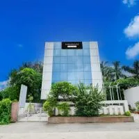 Townhouse Nagpur Airport Formerly Flora Inn, hotell i Dhantoli