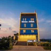 FabHotel Blue Moon, hotel a Hanamkonda
