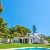 Astarte Villas - Hacienda Beach Villa, hotel u gradu Alikes
