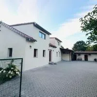 Dom Łowcy, Hotel in Godzieszów