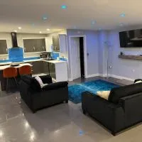 The halfway house - detached property in grounds of the main house、Winewallのホテル