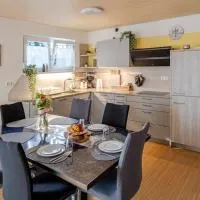Helle, gemütliche, kühle,moderne Wohnung Nähe Europapark, Straßburg, Schwarzwald, hotel v destinácii Appenweier