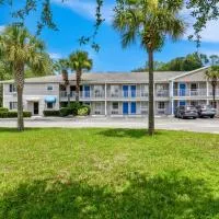 Homestay Inn and suites, hotel din Macclenny