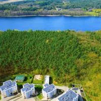 Brodnica में, होटल FoRest Longinówka - las, jezioro, parking, Netflix i Prime, TV55"