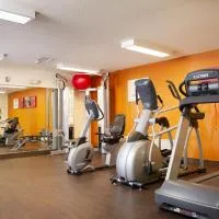 Holiday Inn Express & Suites Hayward by IHG, ξενοδοχείο σε Hayward