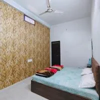 Shiv Lehri Homestay, hotel v mestu Ujjain