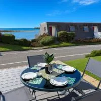 L'Émeraude - vue mer exceptionnelle - plage à pied, hotel Guidelben