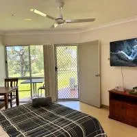 Bulgon Lodge, готель у місті Collinsville