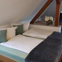 Zur Eiche - Pension, hotel di Böhlen