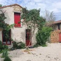 Maisonette, Gîte de la Mère Nini, хотел в Saint-Laon