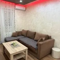 Perisic Apartman Obrenovac, sa parkingom, hotelli kohteessa Obrenovac
