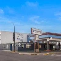 Sternwheeler Hotel & Conference Centre, Trademark by Wyndham, hotel di Whitehorse