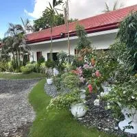 Seaside Villa, hotel din Dauis