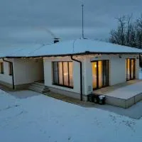 The Field House, Bihor Romania, khách sạn ở Borod