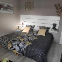 Kastell-Mor 2 chambres au calme vue jardin - proche Roscoff, hotel v destinaci Santec
