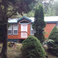 Tall Chief Camping Resort Cottage 4