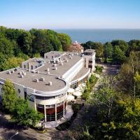 Hotel Nadmorski – hotel w dzielnicy Wzgórze Świętego Maksymiliana w mieście Gdynia