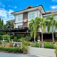 Hotela Boutique Resort、スパンブリーのホテル