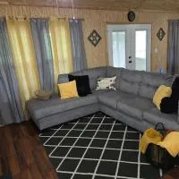 Quiet Cozy Cabin with essentials Minutes to Lake Fork, hotel di Quitman