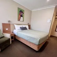 Colonial Terrace Motor Inn, hotel i Raymond Terrace