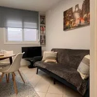Ήρεμο σπίτι casa puente، فندق في Stenón