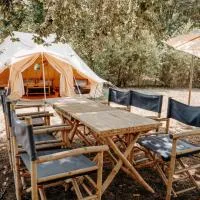 Lodg'ing Nature Camp Dordogne, hotel em Lacave