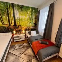 Großes Apartment Aschaffenburg 4 Schlafzimmer bis zu 10 Personen Mainpark Apartment Mainaschaff, hotel in Mainaschaff