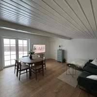 Newly built home with large garden, as well as nice views, hotel din Fredensborg