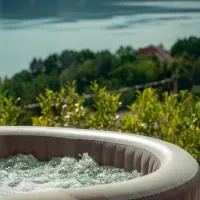 Amumi Lacul Bicaz - Casuta Ascent – hotel w mieście Buhalniţa