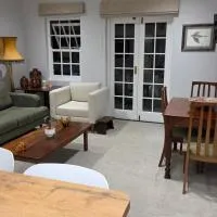 Hillcrest Cottage, hotel a Constantia