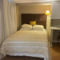 Private, Convenient & Cozy Stay Near Boston、アンドーバーのホテル