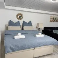 Modern Basement Apt near Phantasialand & Cologne, hotel v destinaci Erftstadt
