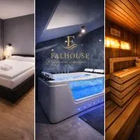 FalHouse- luksusowe apartamenty z jacuzzi & sauna，萊斯科的飯店