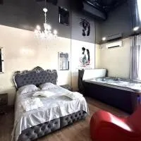 La discrète romantique, appartement avec jacuzzi, готель у місті Шаравін