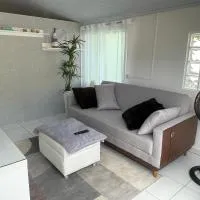 Anitápolis central -apartamento com jardim, Hotel in Anitápolis